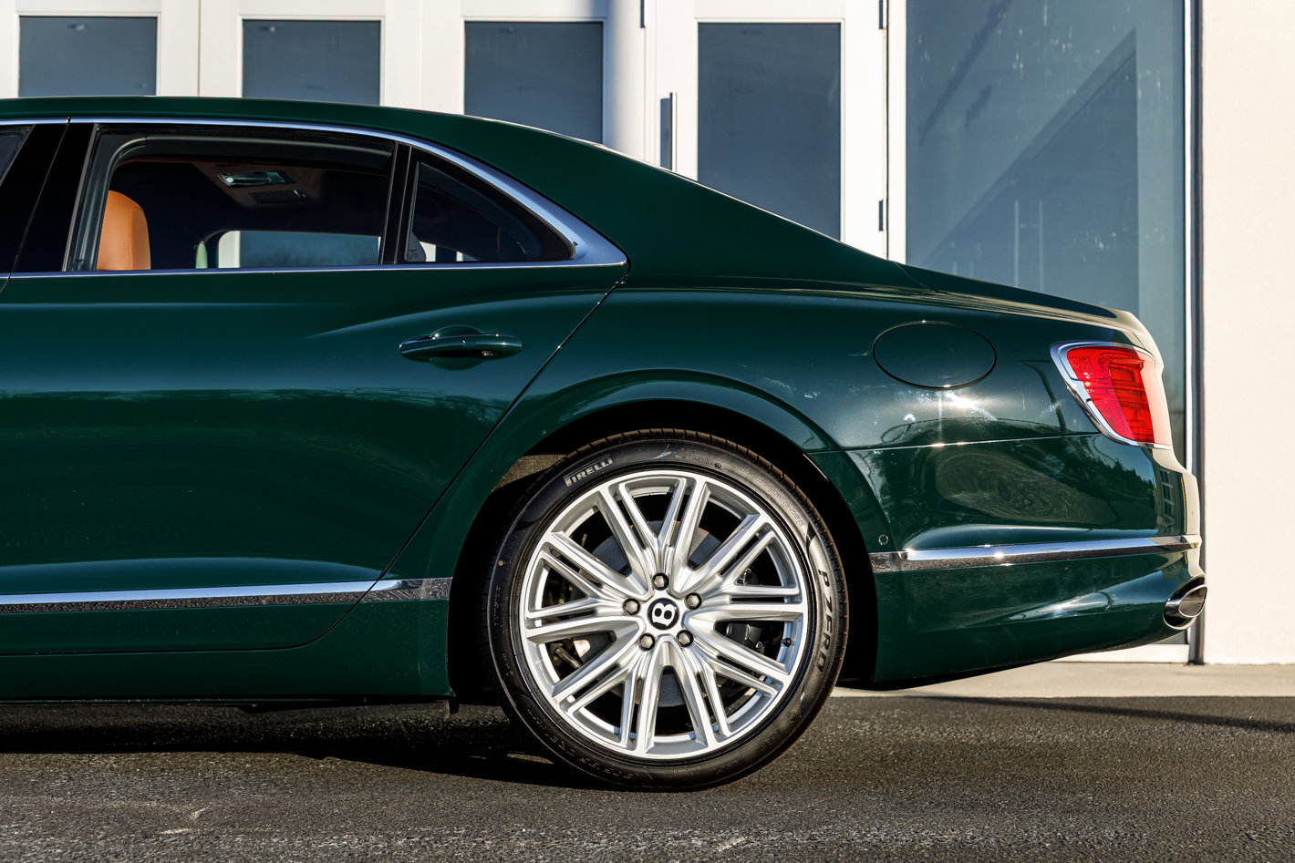 New 2026 Bentley Flying Spur Plug-In Hybrid image 11