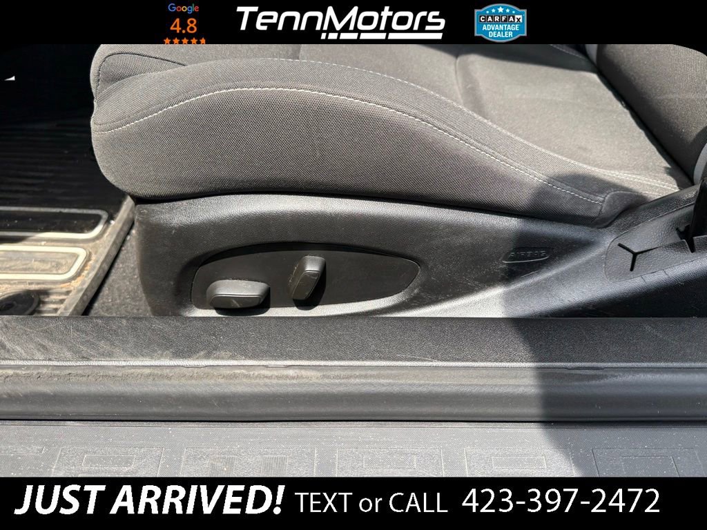 Used 2016 Chevrolet Camaro SS RWD image 12