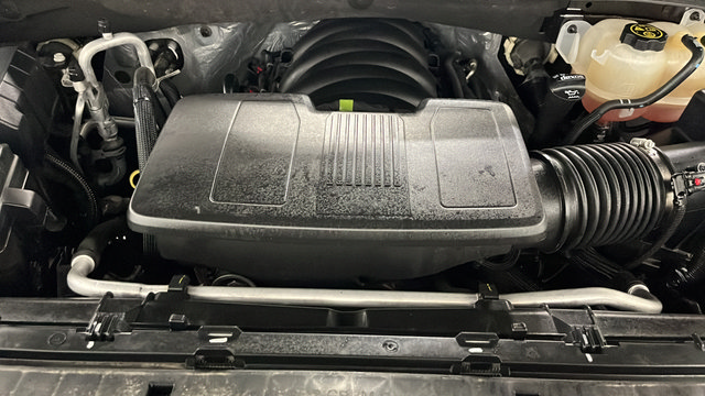 Used 2022 Chevrolet Silverado 1500 High Country w/ High Country Premium Package AWD/4WD image 27