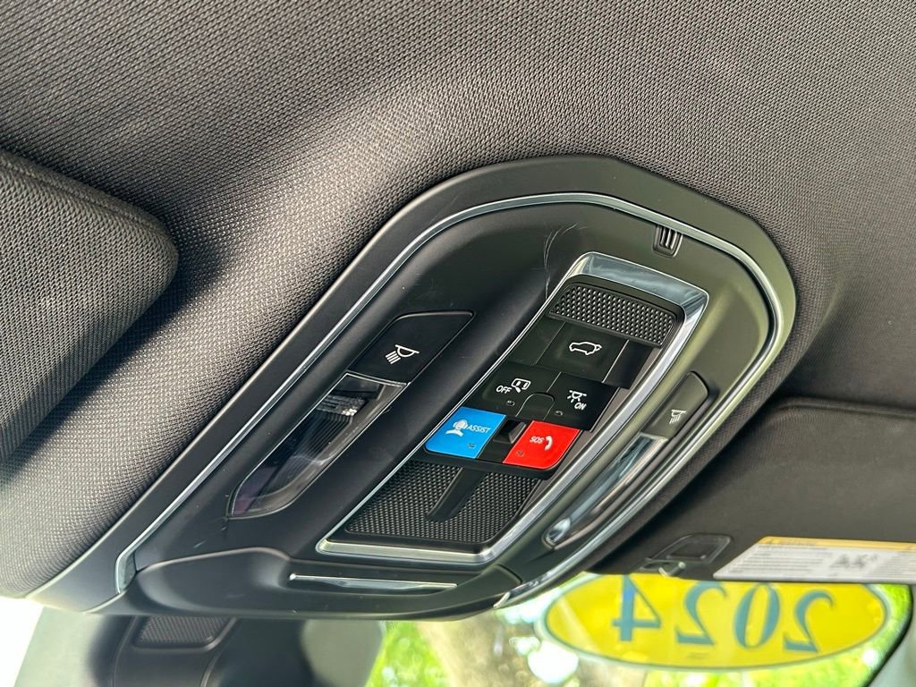 Certified 2024 Jeep Grand Cherokee Limited w/ Black Appearance Package image 53