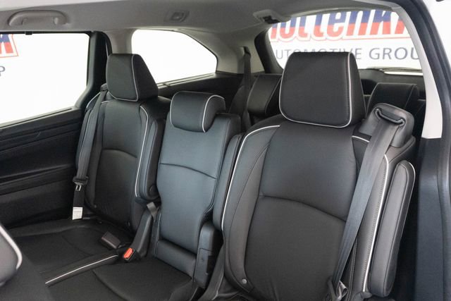 New 2026 Honda Odyssey Touring image 14