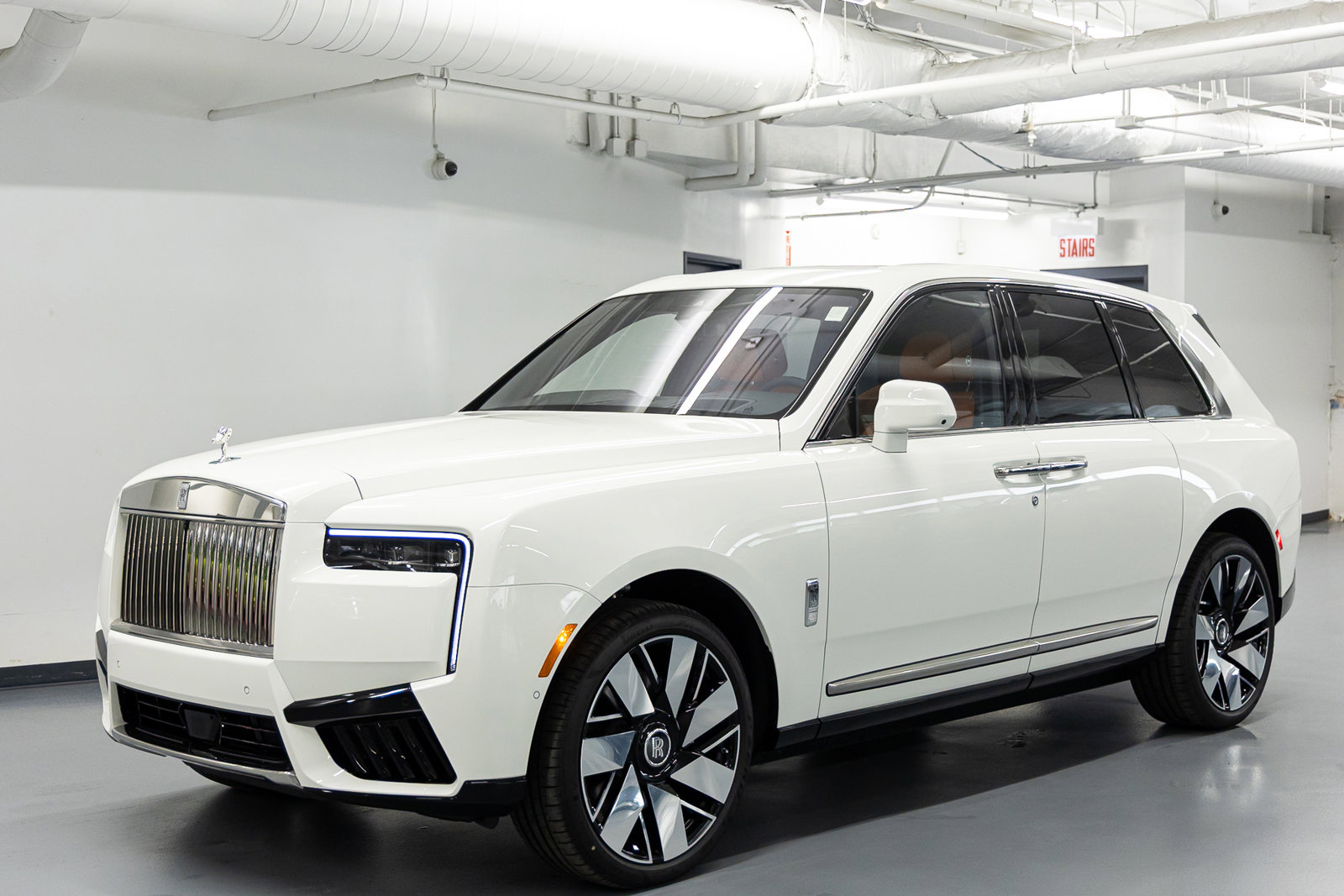 New 2026 Rolls-Royce Cullinan image 1