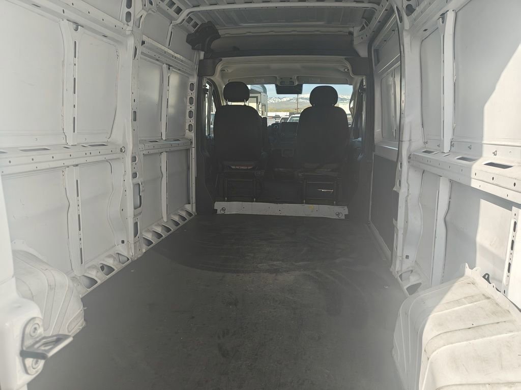 Used 2023 RAM ProMaster 2500 FWD image 3
