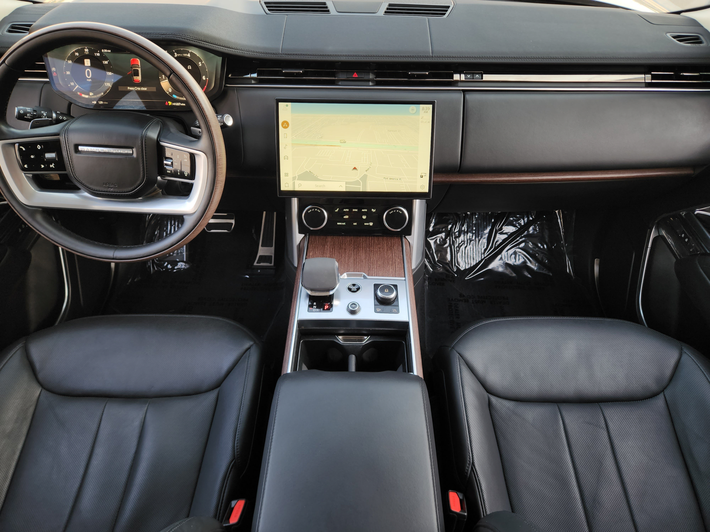 Certified 2023 Land Rover Range Rover SE AWD/4WD image 22