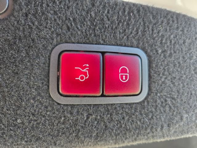 Used 2019 Mercedes-Benz S 560 4MATIC Sedan image 11