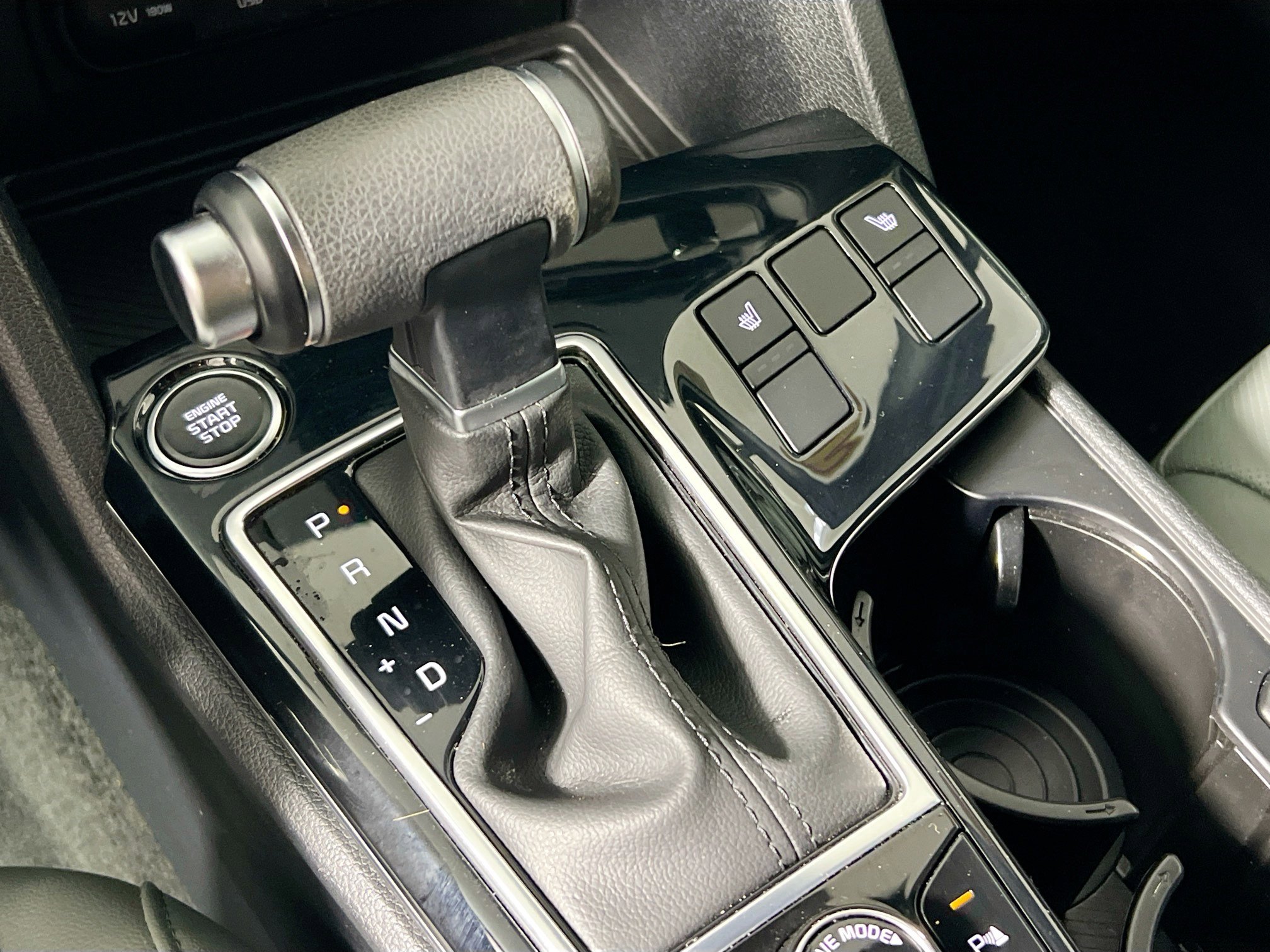 Used 2025 Kia Sportage X-Line w/ Premium Package image 25