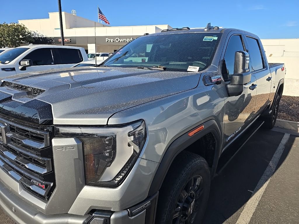 Used 2024 GMC Sierra 2500 AT4 w/ AT4 Premium Plus Package image 3