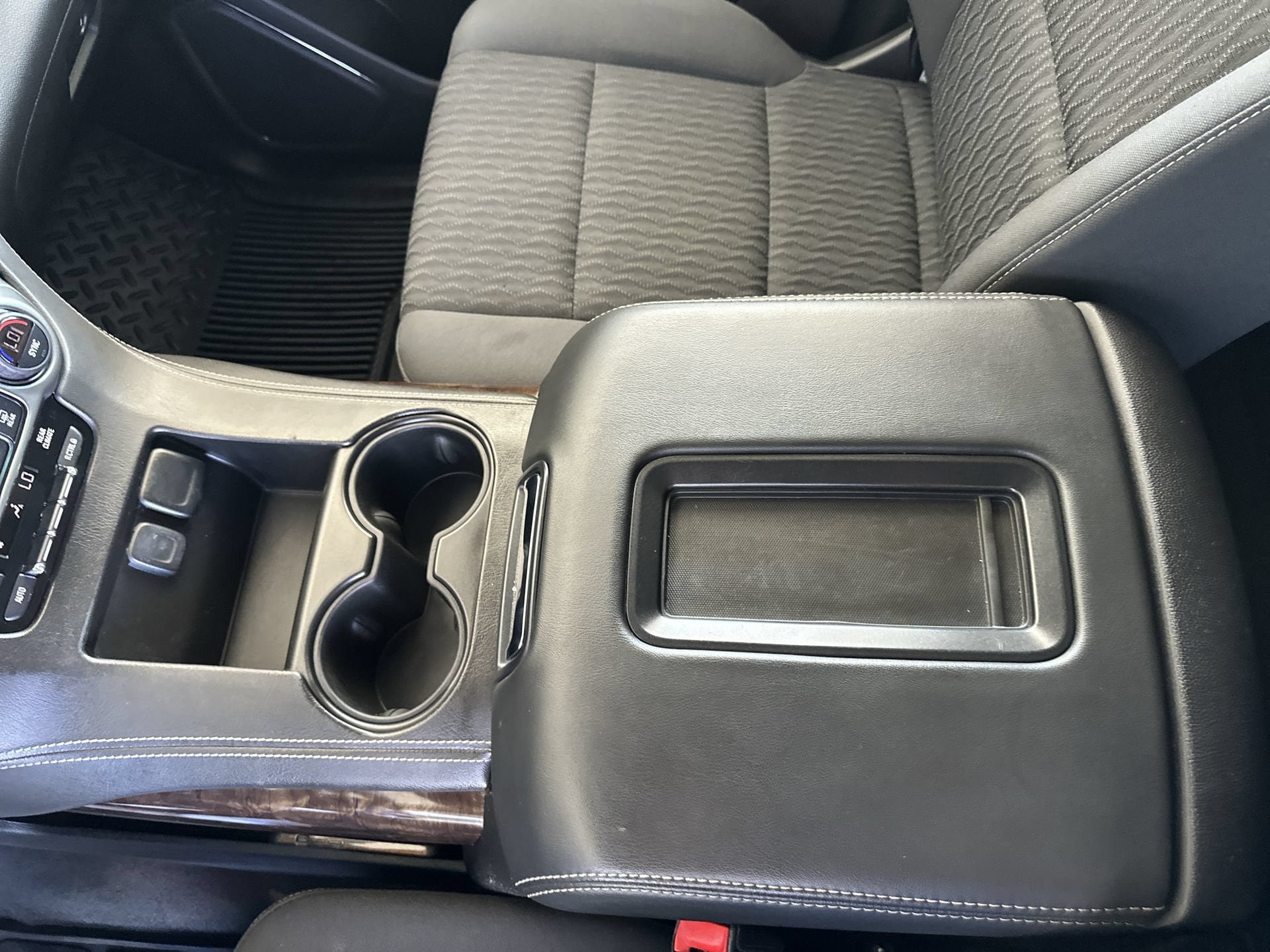 Certified 2020 Chevrolet Tahoe LS RWD image 32