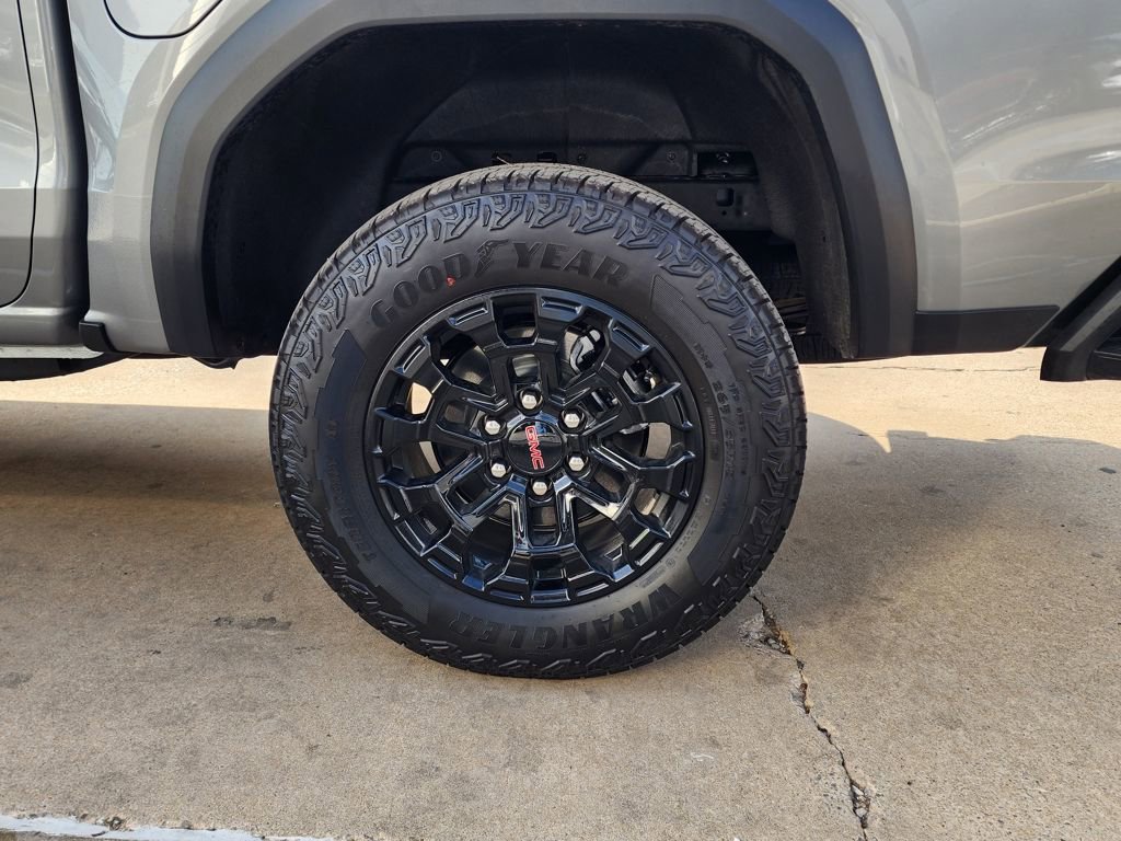 New 2026 GMC Canyon Elevation w/ Convenience Package RWD image 50