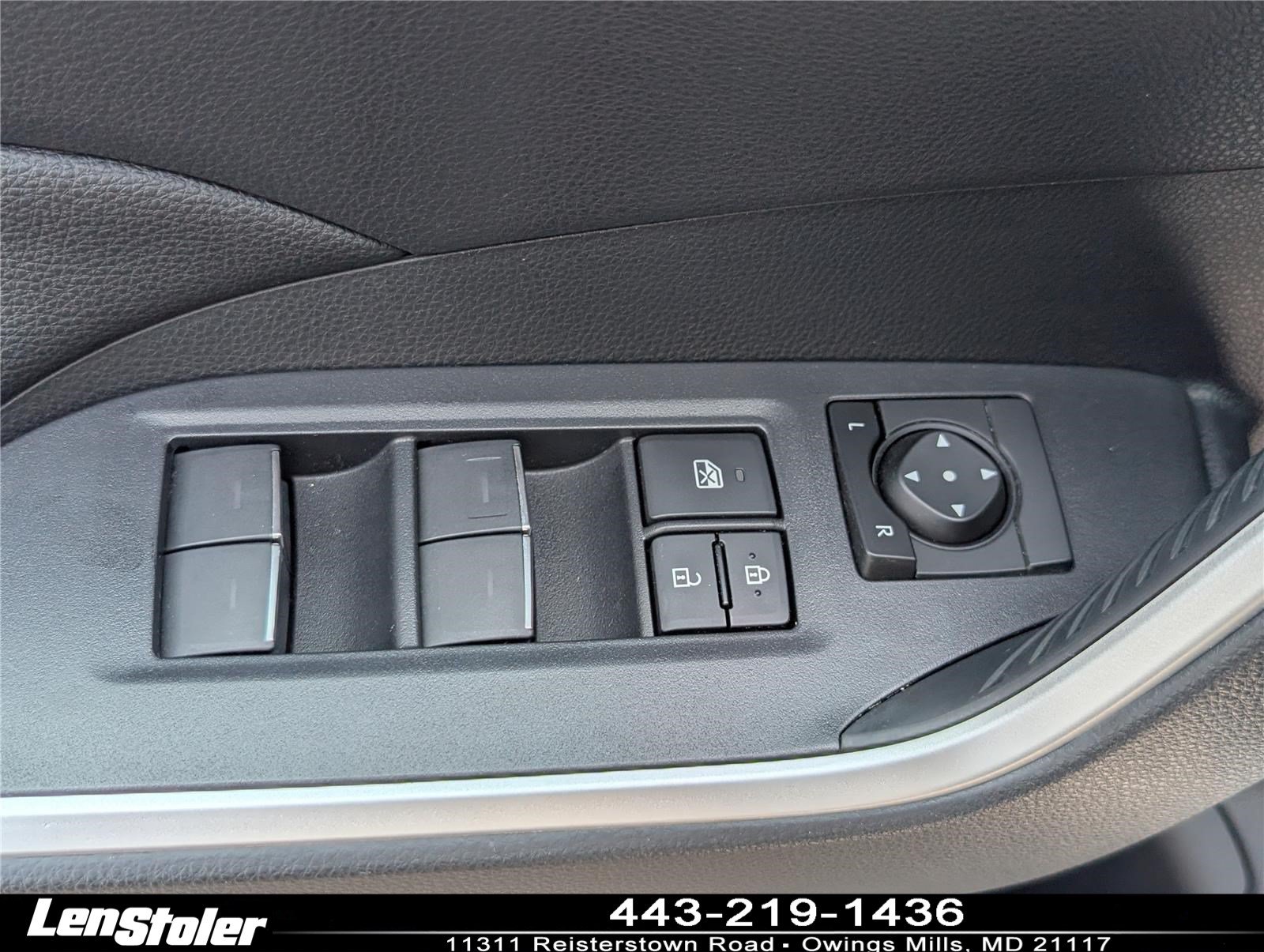 Used 2023 Toyota RAV4 XLE Premium AWD/4WD image 20