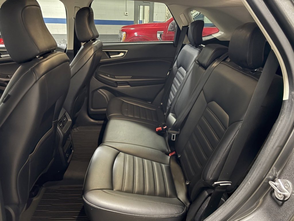 Used 2022 Ford Edge SEL w/ Convenience Package image 21