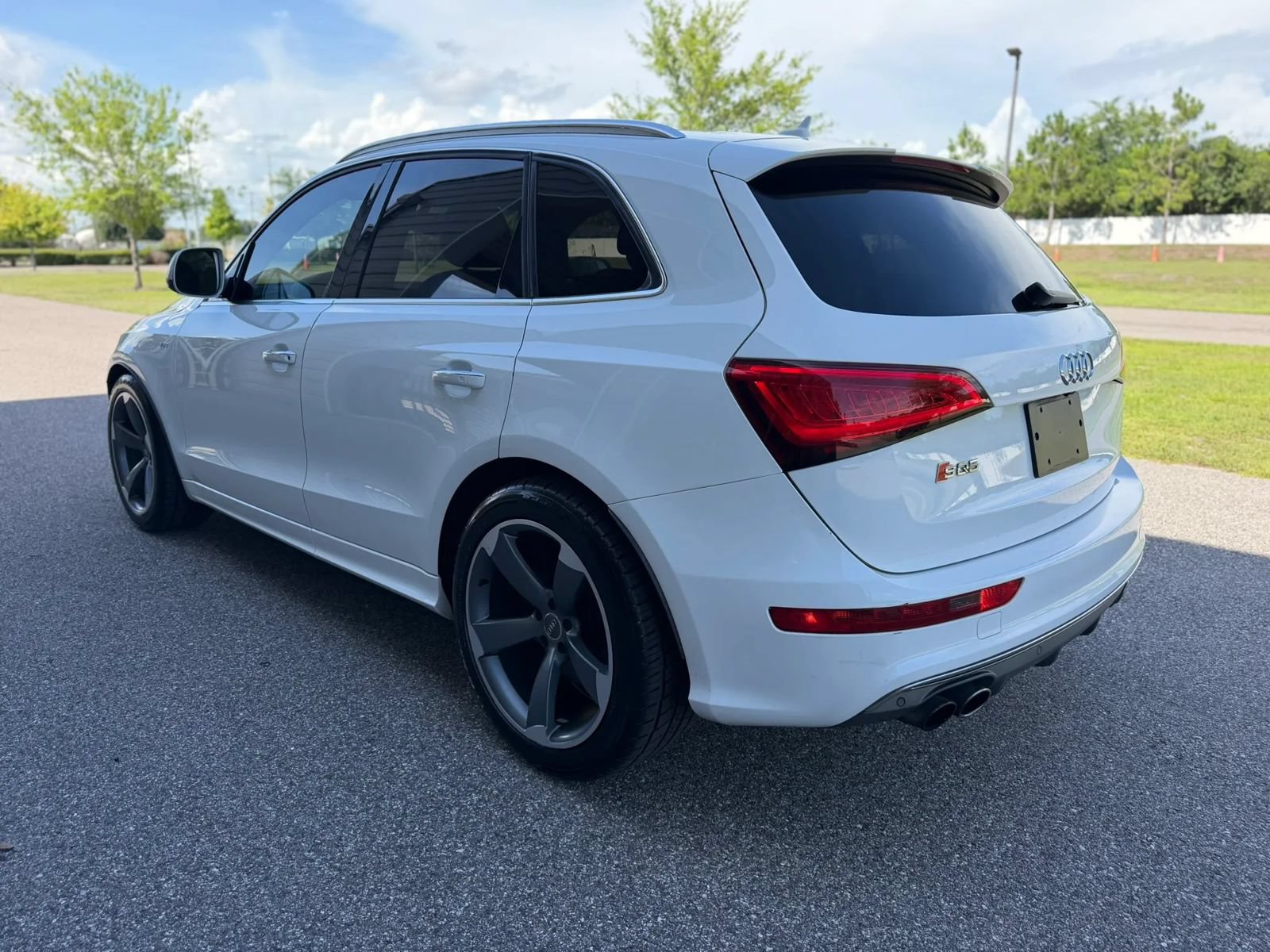 Used 2015 Audi SQ5 Premium Plus AWD/4WD image 6