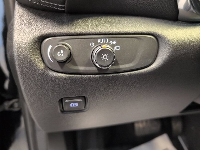New 2026 Chevrolet Blazer LT AWD/4WD image 18