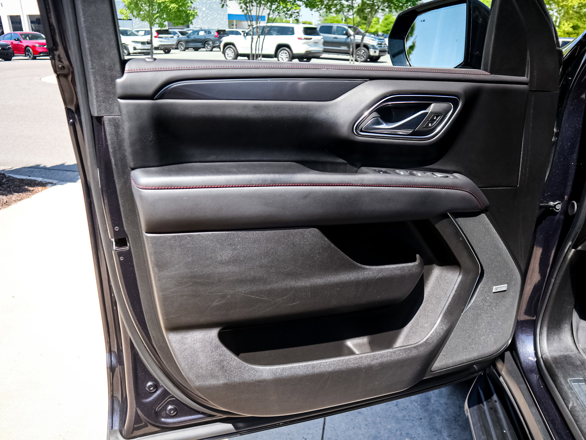 Used 2023 Chevrolet Tahoe RST w/ Luxury Package image 14