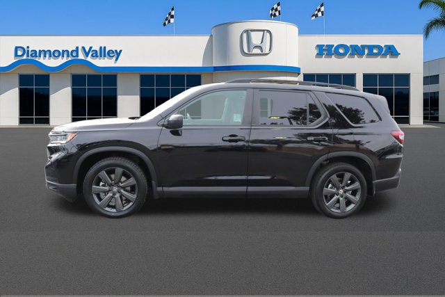 Used 2025 Honda Pilot Sport image 9