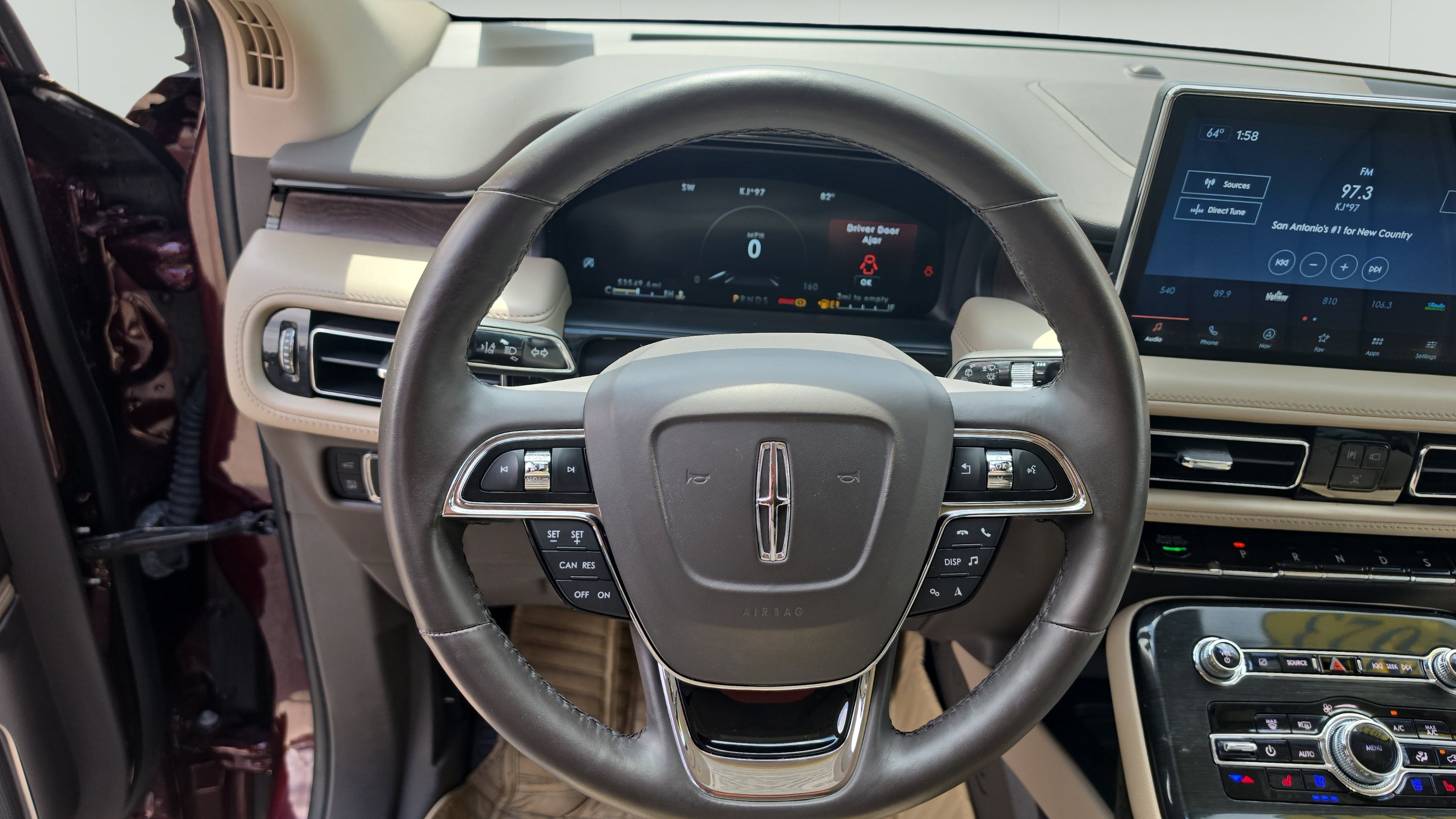 Used 2023 Lincoln Nautilus Reserve AWD/4WD image 12
