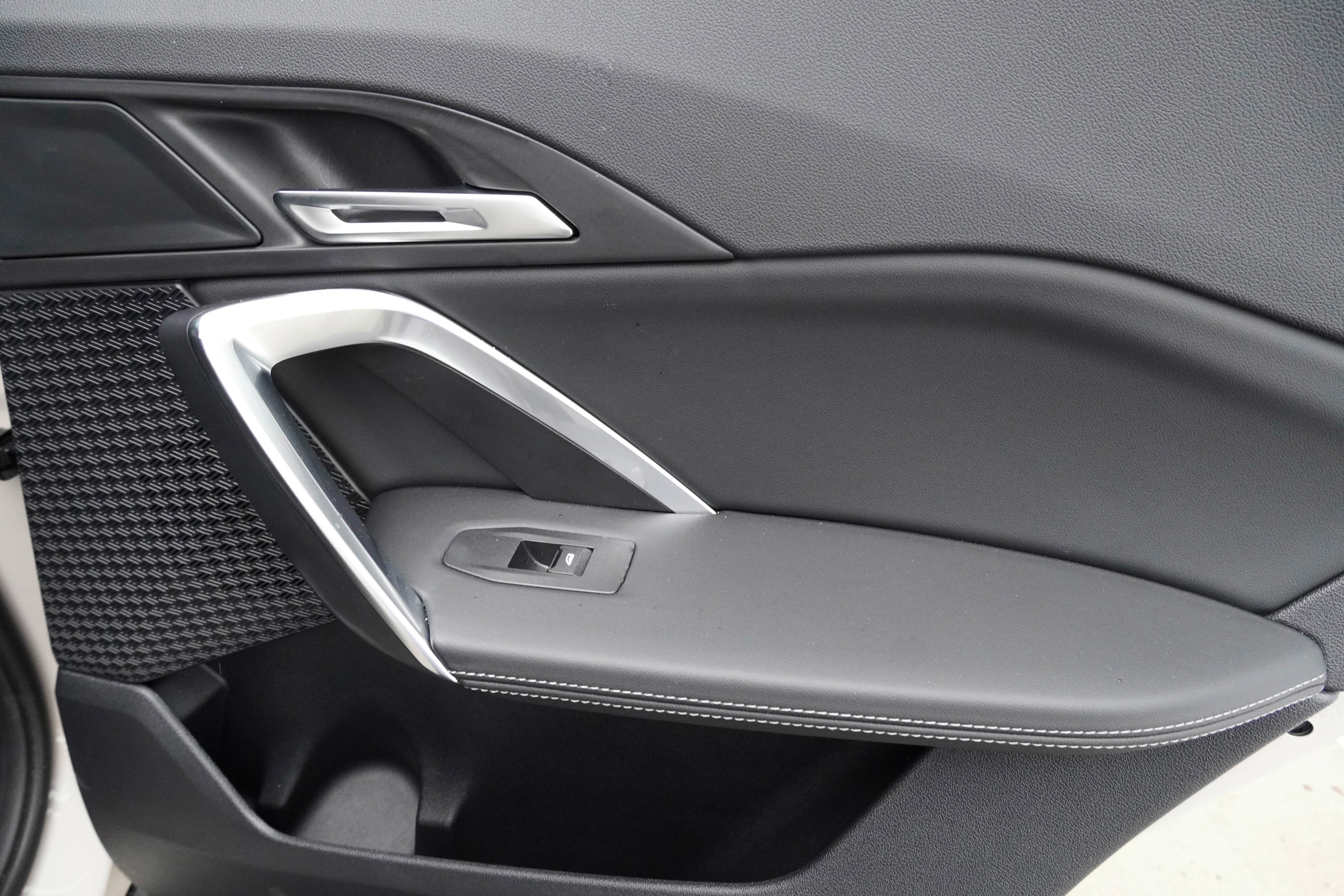 Used 2026 BMW X2 xDrive28i w/ Technology Package image 31