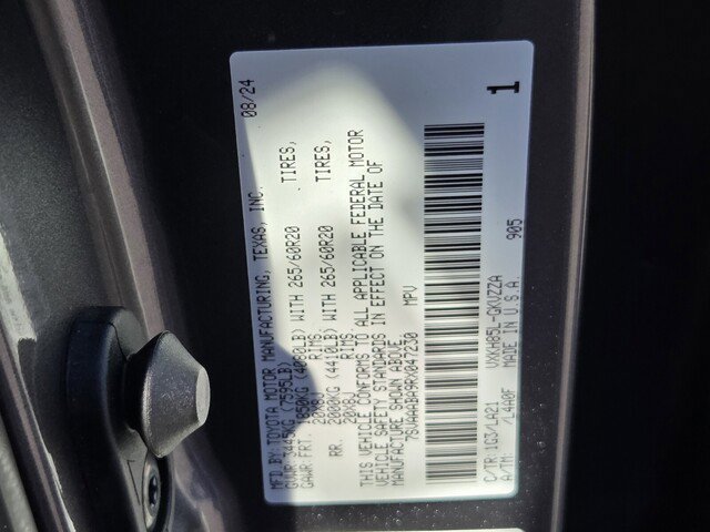 Certified 2024 Toyota Sequoia Platinum image 35