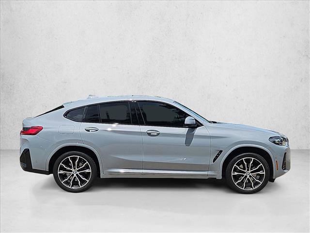 Used 2024 BMW X4 xDrive30i w/ Premium Package AWD/4WD image 4