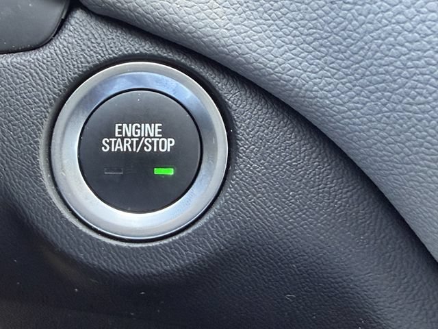 Used 2023 Chevrolet Equinox LT FWD image 28