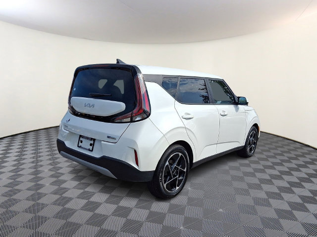 Used 2025 Kia Soul EX FWD image 7