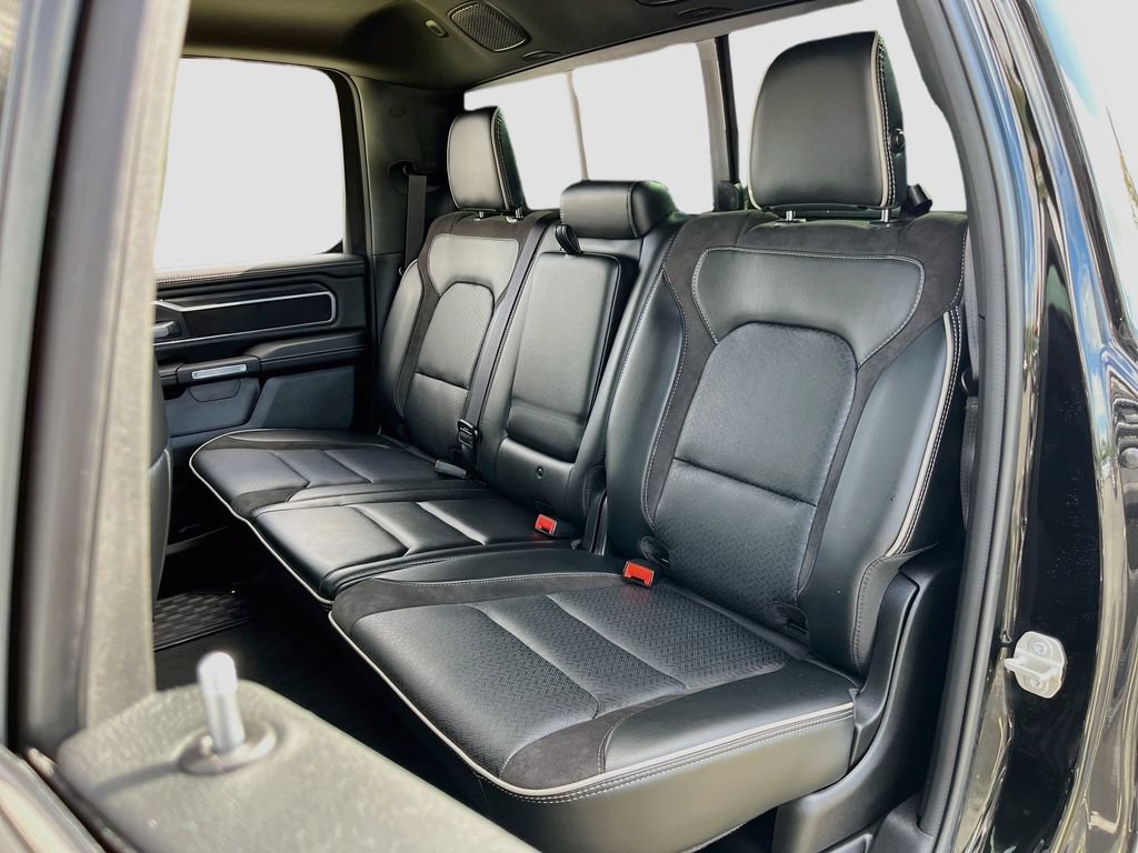 Used 2024 RAM 1500 Laramie AWD/4WD image 24