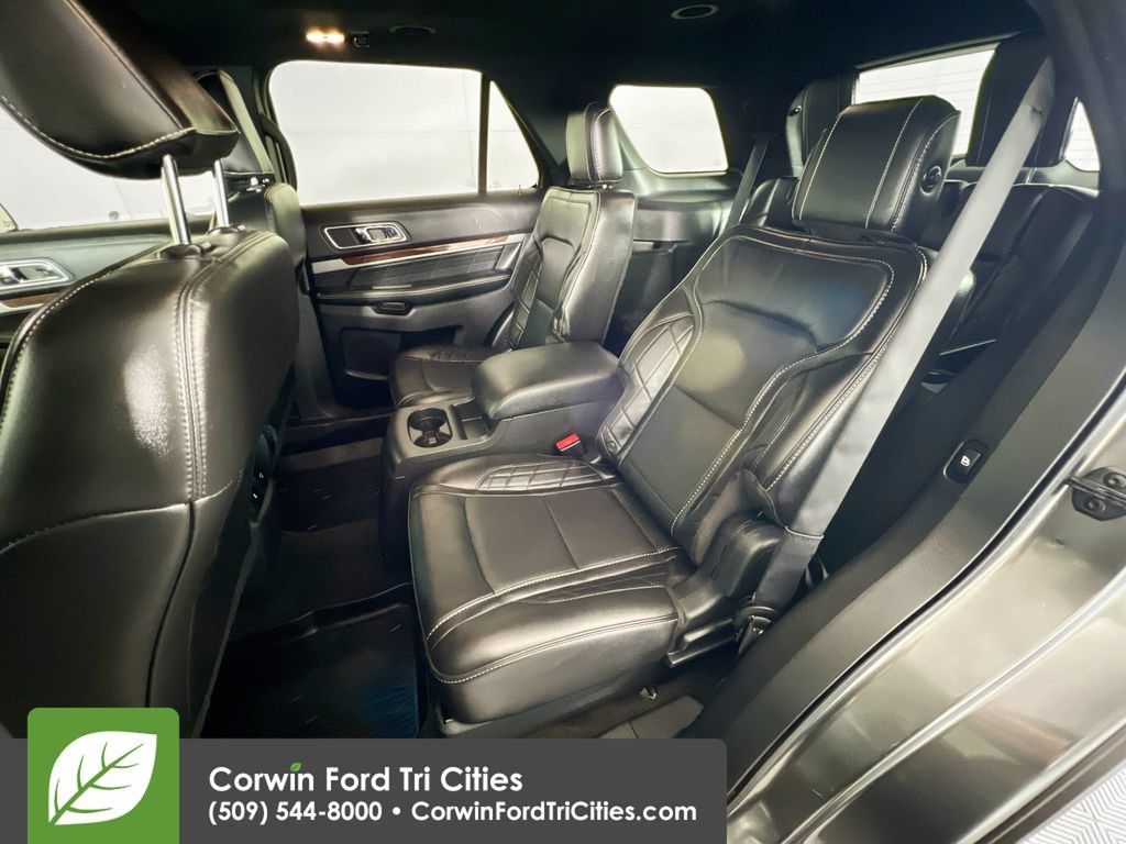 Used 2018 Ford Explorer Platinum AWD/4WD image 30