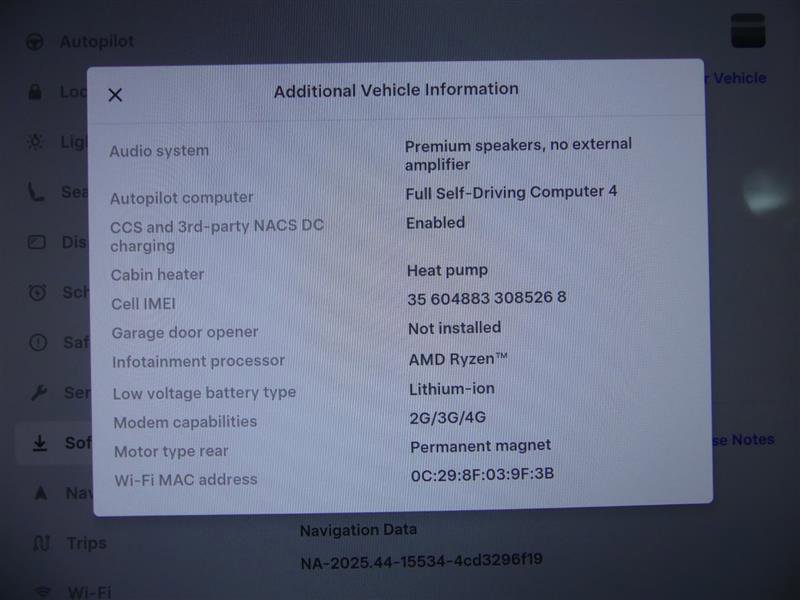 Used 2024 Tesla Model Y 2WD image 8