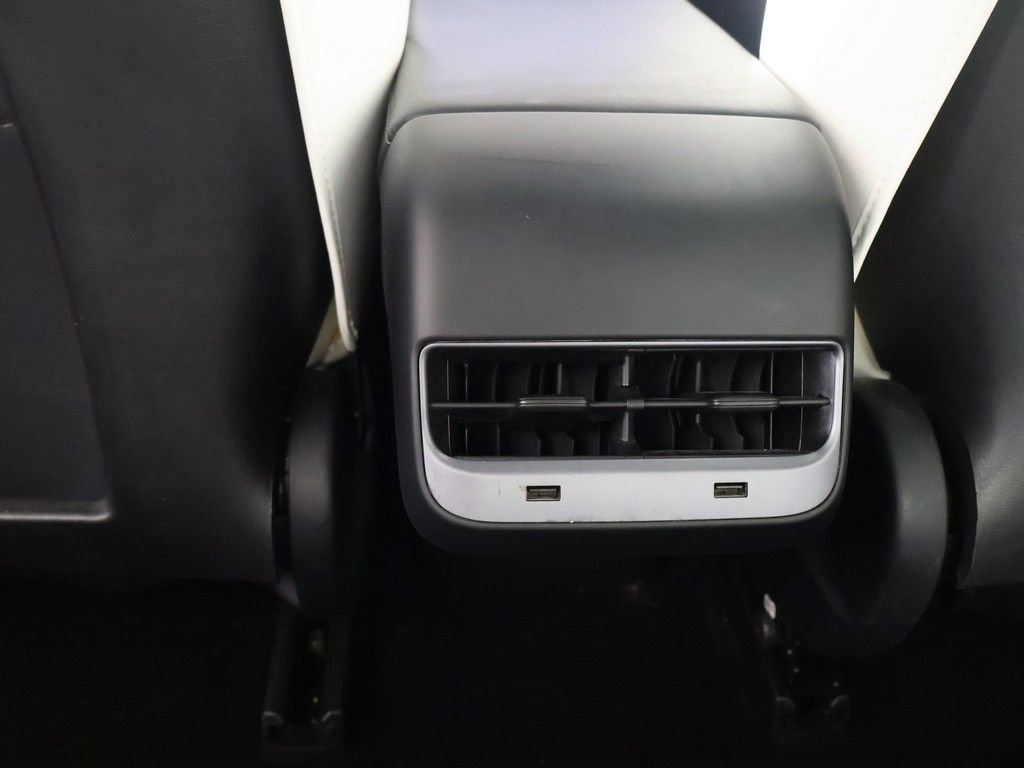 Used 2020 Tesla Model 3 Long Range AWD/4WD image 48