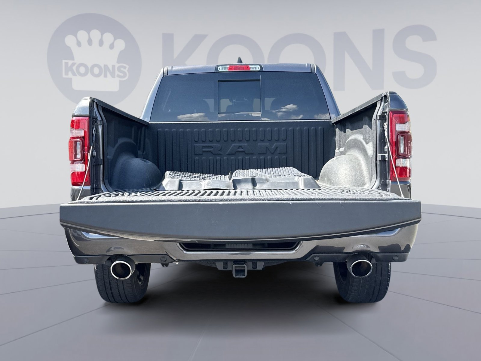 Used 2023 RAM 1500 Laramie image 25