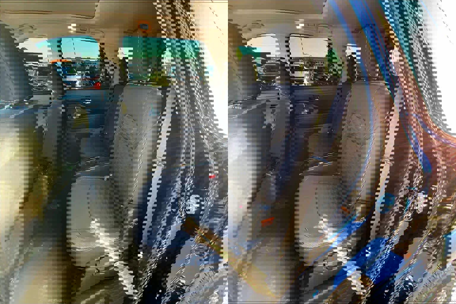 Used 2022 Nissan Pathfinder SV w/ SV Premium Package image 20