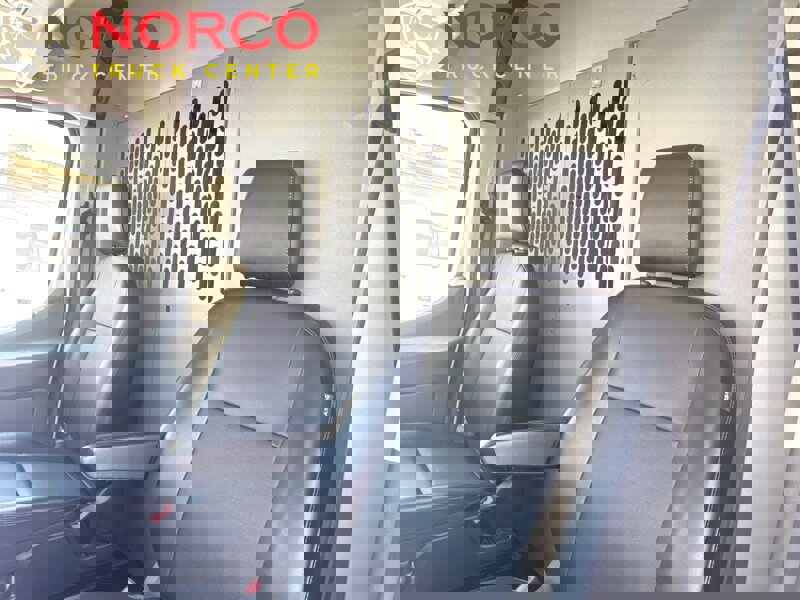 Used 2020 Ford Transit 250 Medium Roof image 22