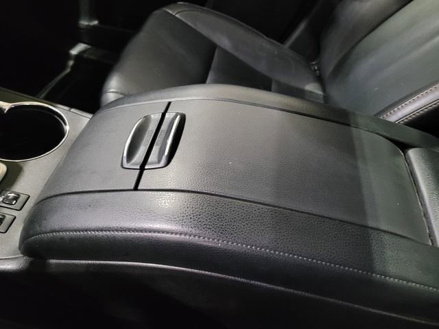Used 2016 Toyota Highlander XLE image 38