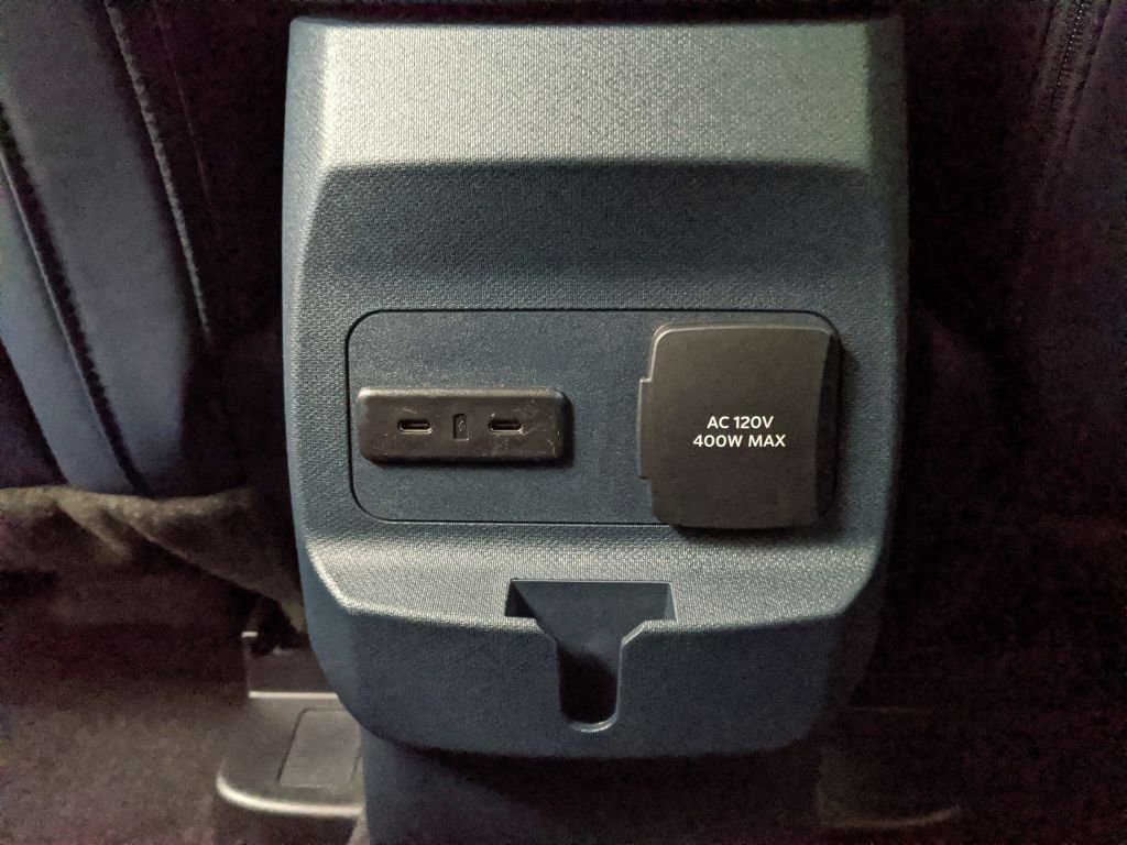 New 2026 Ford Maverick Lariat w/ 4K Tow Package image 19