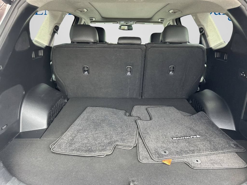 Used 2019 Hyundai Santa Fe FWD image 14