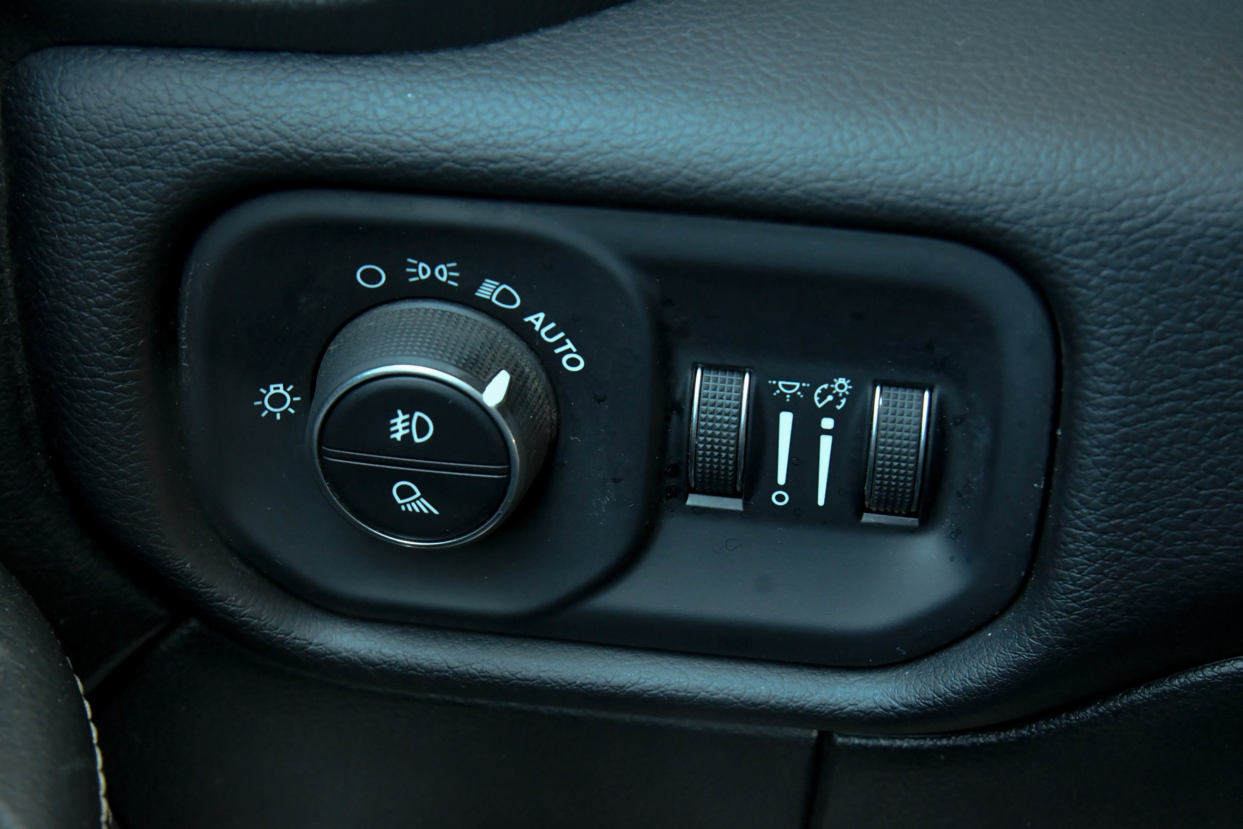 Used 2024 RAM 2500 Laramie image 42