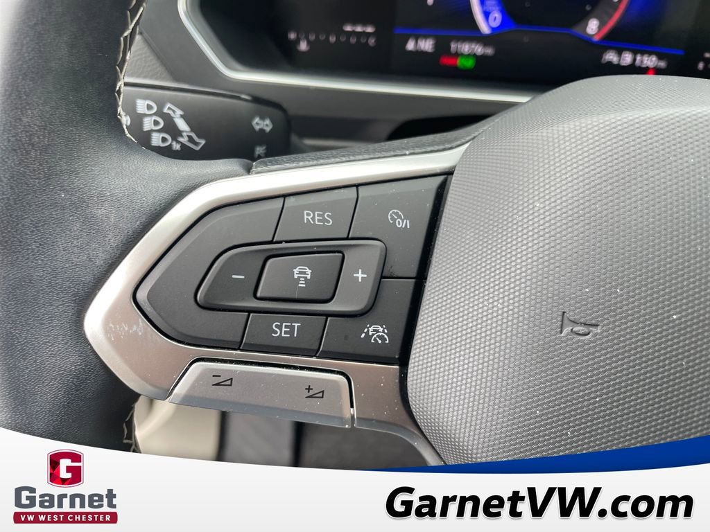 Certified 2023 Volkswagen Tiguan SE FWD image 35