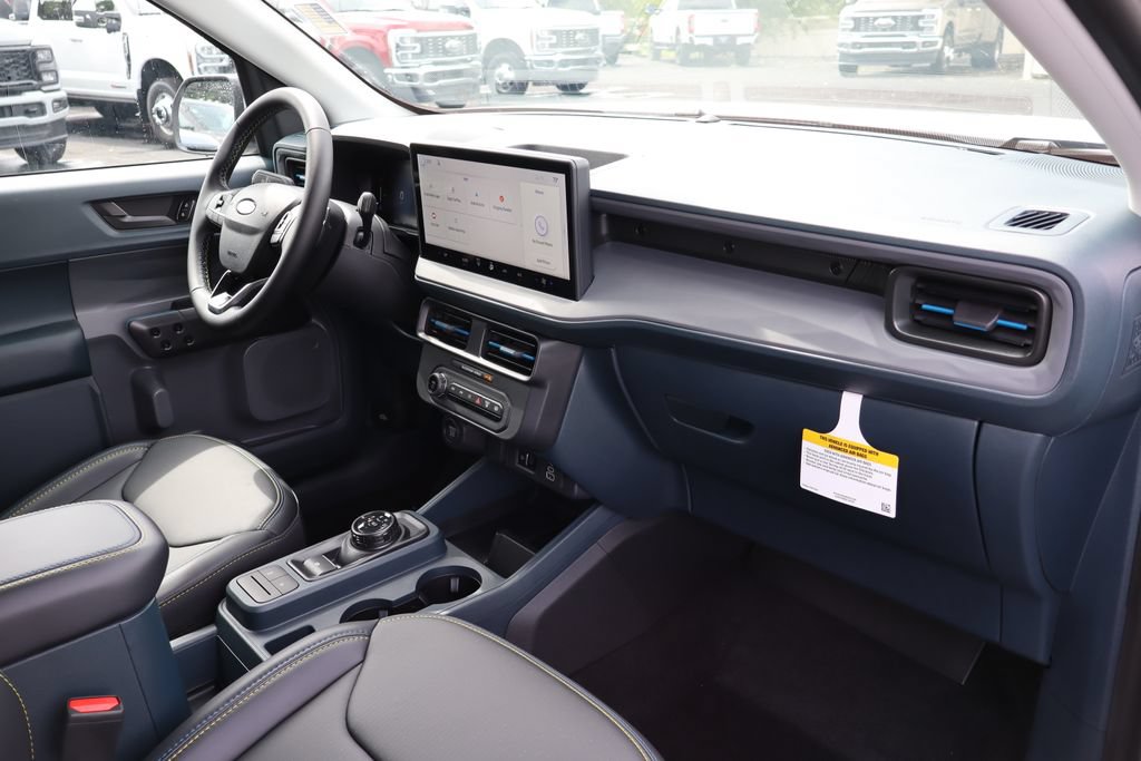 New 2026 Ford Maverick Lobo AWD/4WD image 32