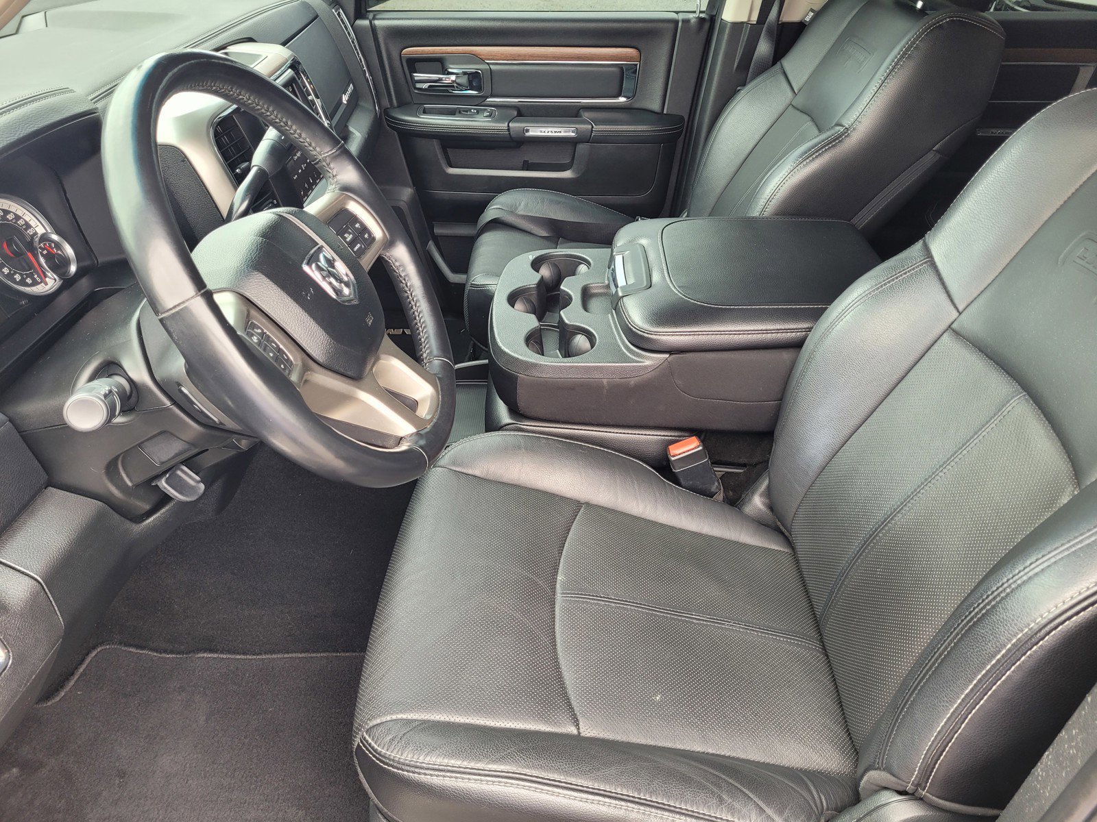 Used 2018 RAM 2500 Laramie image 13