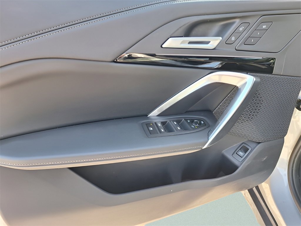 Used 2025 BMW X1 xDrive28i image 29