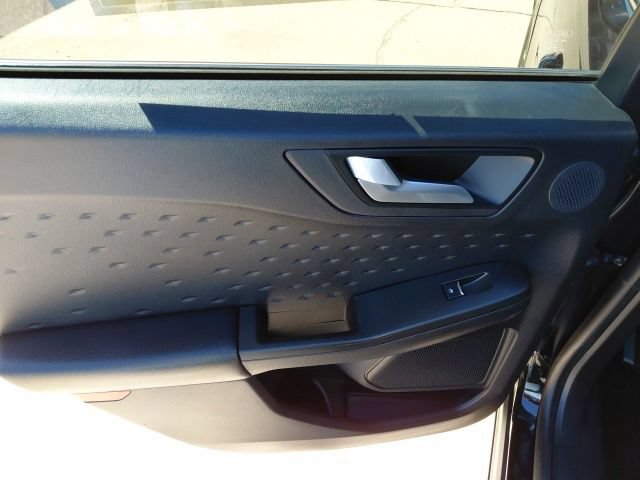 Used 2020 Ford Escape Titanium AWD/4WD image 31