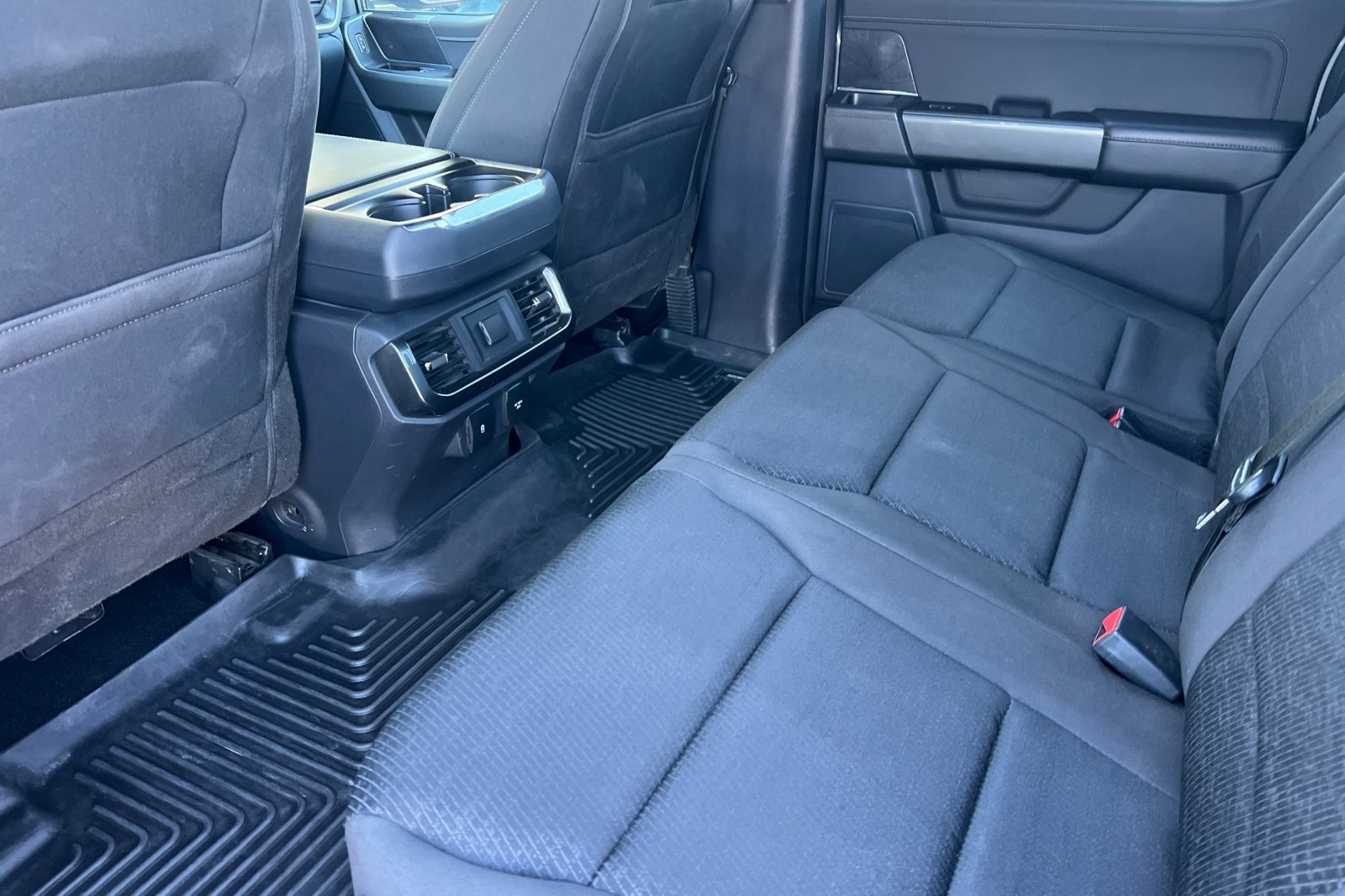 Used 2022 Ford F150 XLT w/ Equipment Group 302A High AWD/4WD image 14