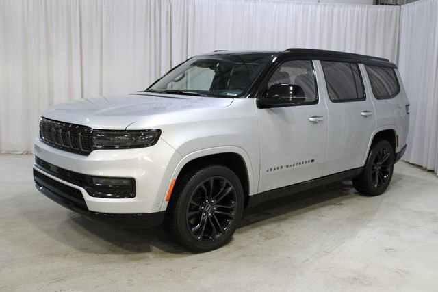 Used 2023 Jeep Grand Wagoneer Series II w/ Quick Order Packagew 28T image 3