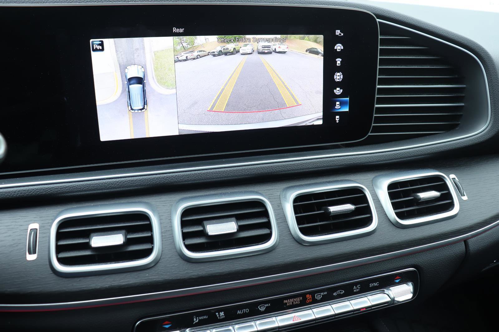 Used 2023 Mercedes-Benz GLE 350 4MATIC image 33