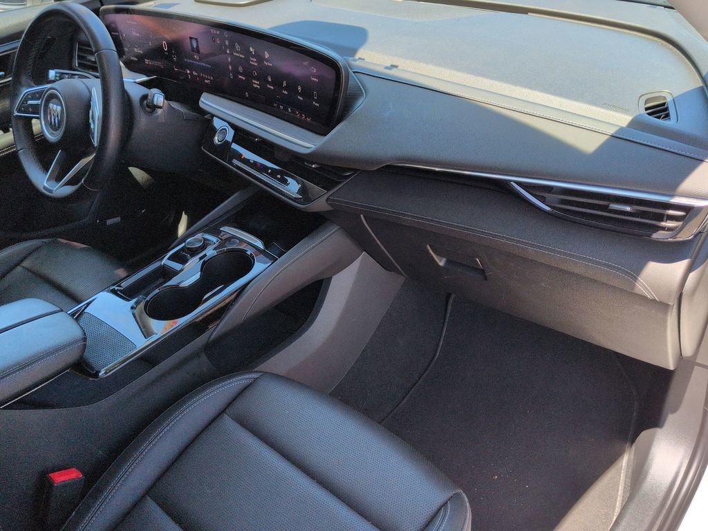 Used 2024 Buick Envision Preferred AWD/4WD image 23