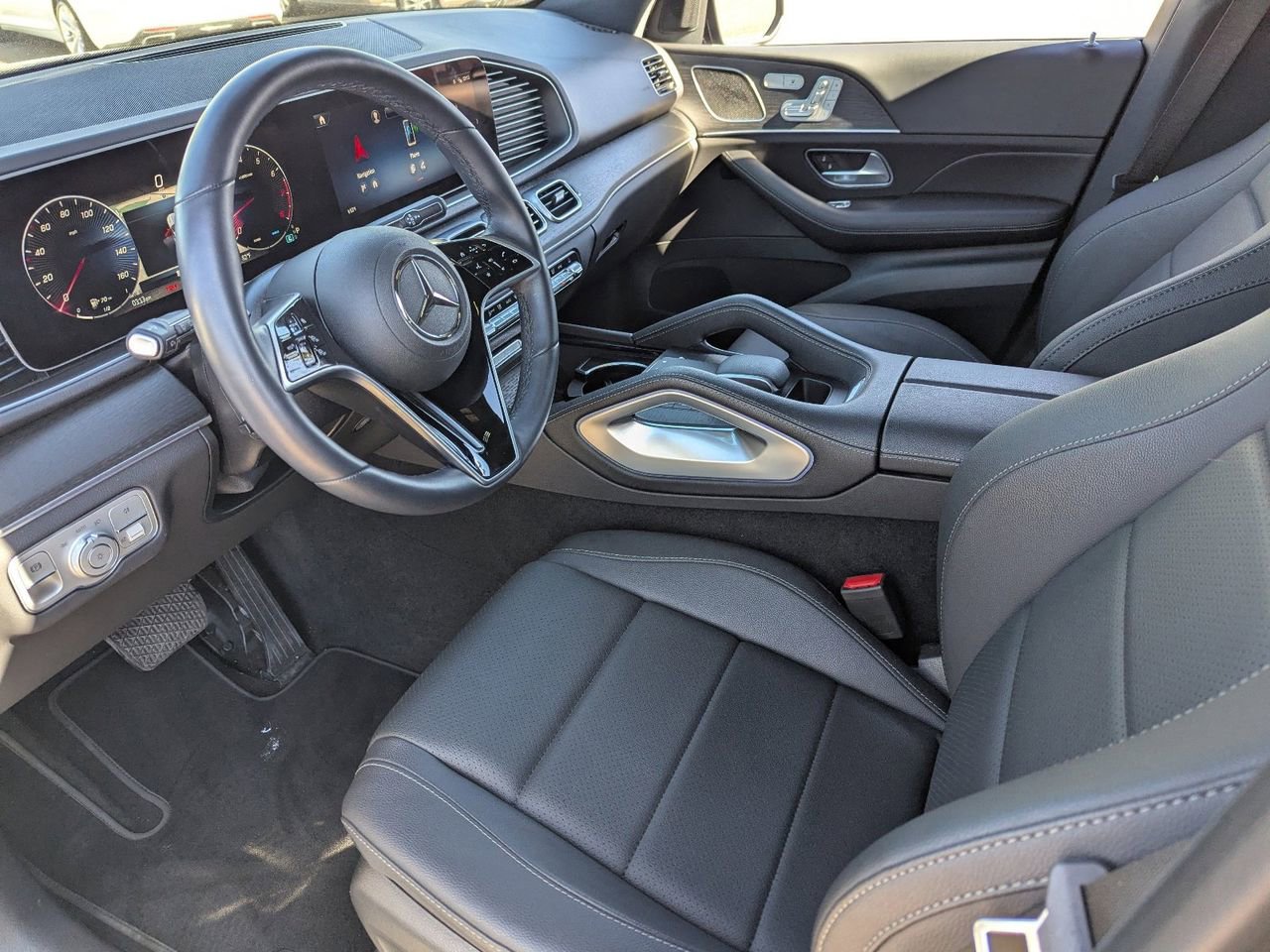 Used 2025 Mercedes-Benz GLE 350 4MATIC image 27