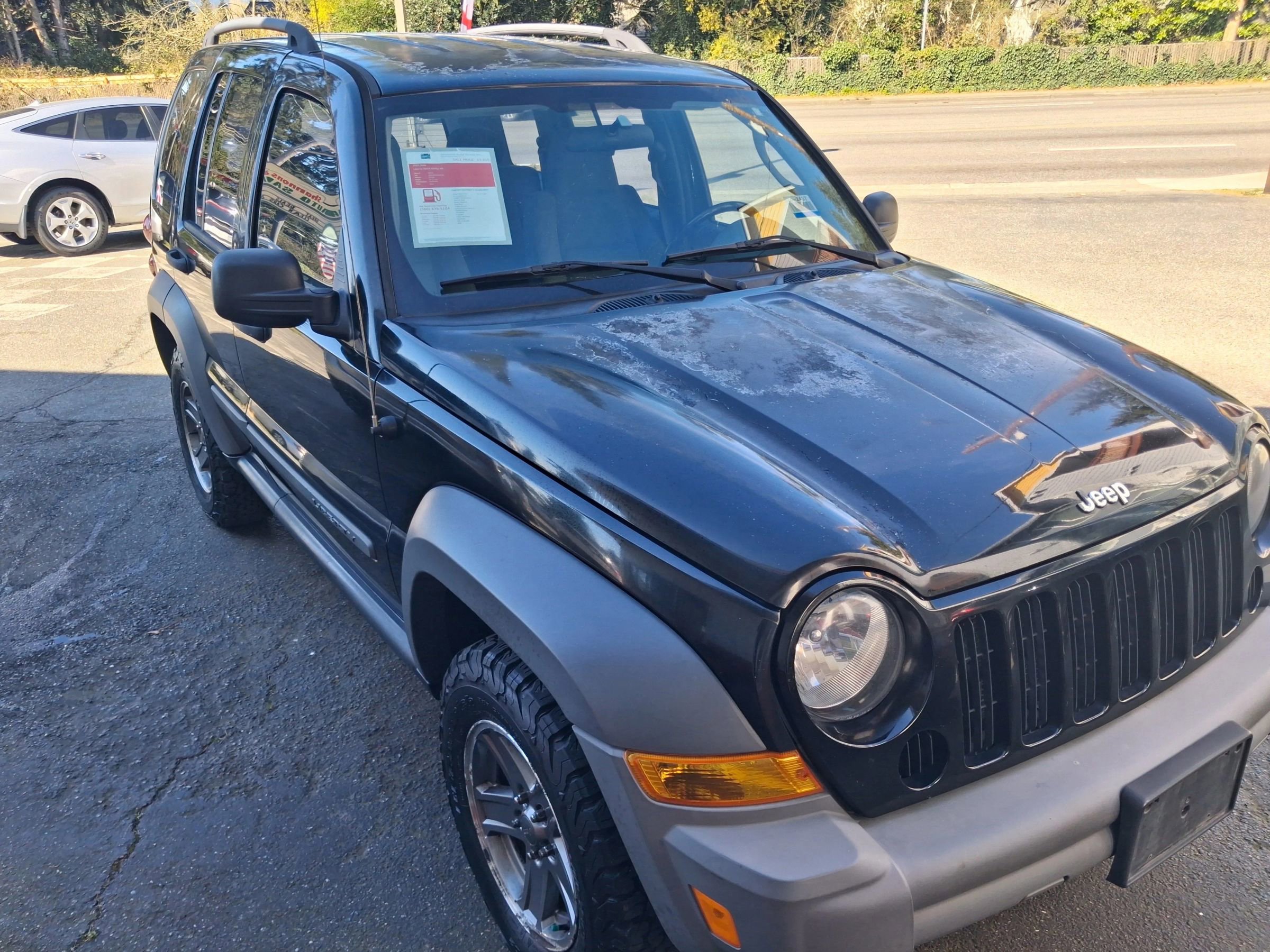 Used 2005 Jeep Liberty Sport image 4