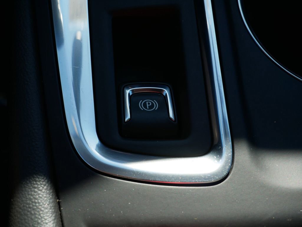 Used 2024 Chevrolet Equinox LT AWD/4WD image 25