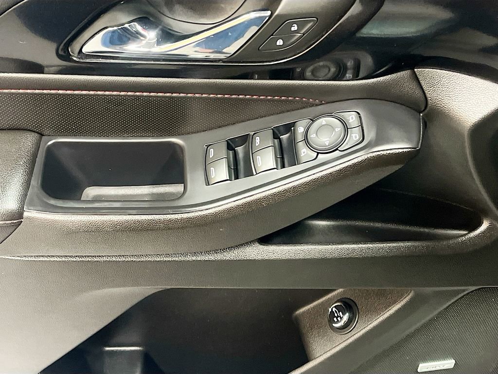 Used 2022 Chevrolet Traverse RS w/ LPO, Floor Liner Package image 18