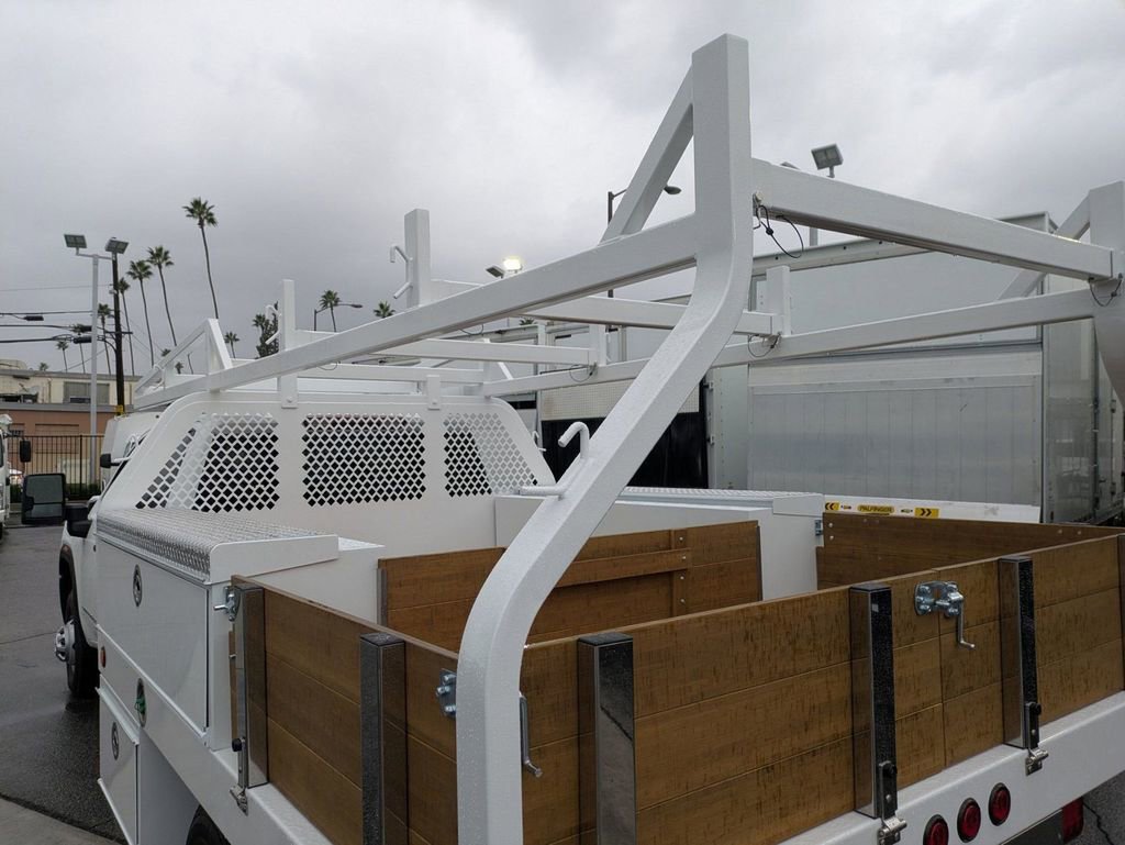 New 2026 GMC Sierra 3500 Pro w/ Convenience Package image 12